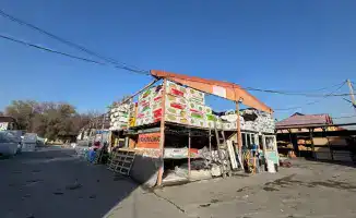 В Алматы снесли барьер незаконности: рынок "Уміт" покинул арену