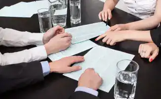 Введение новых профессиональных стандартов в 2025 году: последствия для рынка труда к 2030 году