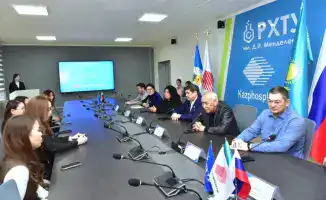 Тараз: первые двойные дипломы для выпускников