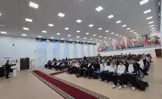 Школьники в цифровом щите: как защититься от мошеннических ловушек и дипфейков