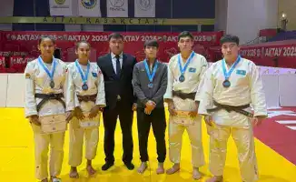 Юные дзюдоисты Астаны подняли знамя победы на чемпионате Казахстана
