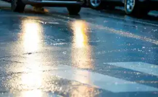 МВД предупреждает о гололеде и призывает соблюдать меры безопасности