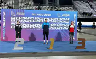 Кристина Шумекова әлем Кубогында 1000 метр және 3000 метр жарыстарында алтын медальді жеңіп алды