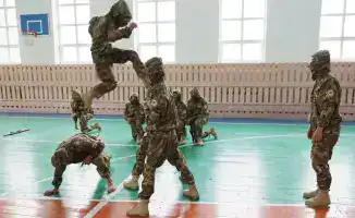 Положительные изменения в школьной среде: влияние военно-патриотического клуба "Жас бүркіт" на дисциплину и активность учеников