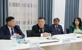 Звезды образования: Педагоги Жамбылской области сияют на небосводе достижений