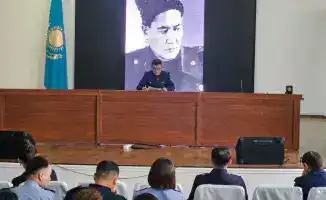 Эссе и кино: память о Момышулы в Караганде