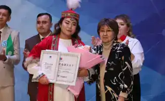 Караганда выбрала лучшего учителя года