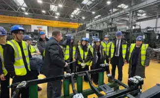 Экскурсия учащихся школы-лицея Binom в Министерстве промышленности и строительства: формирование будущих кадров для оборонной отрасли