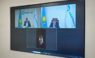 Саясат Нурбек провел прием граждан по вопросам науки и высшего образования