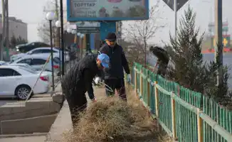 Жители Сарыагашского района объединяются для борьбы с мусором каждую субботу