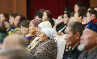 Обсуждение социально-экономических вопросов в Сарысуском районе: встреча Ербола Карашукеева с жителями