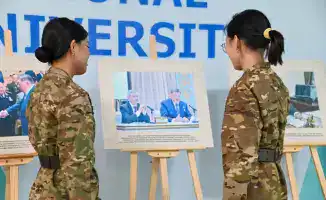 В Астане прошла акция, посвященная 80-летию Халық қаһармана Мухтара Алтынбаева и его вкладу в международное сотрудничество в области безопасности.