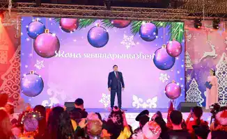 Президентская елка для детей в Семее