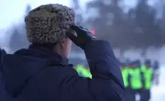 Безопасность на дорогах в условиях гололеда: рекомендации МВД для граждан