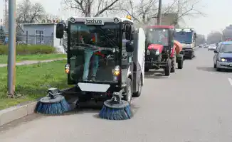 В Алматы завершение сезона мойки улиц: коммунальные службы готовятся к зимним осадкам и гололеду