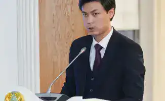 Принятие 70 выпускников на госслужбу без конкурса: шаг к улучшению управления в Туркестанской области