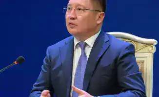 Встреча Акима Павлодарской области с жителями Аксу: акцент на социально-экономическом развитии и инфраструктурных проектах