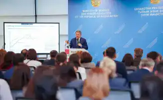 Обсуждение новых инициатив в образовании на встрече министра науки Казахстана с жителями Астаны