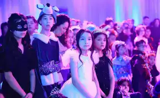 Аким Актюбинской области поздравил школьников на Президентской новогодней елке