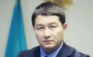 Аким Мангистауской области Нурдаулет Килыбай открыто обсудил личные вопросы отцовства и алиментов, подчеркивая важность ответственности и социальных последствий для общества.