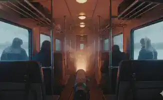 Массовое отравление участников съемок в Алматы: десятки пострадавших после длительного пребывания в холодных вагонах