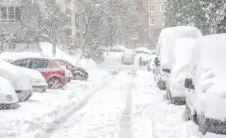 Казахстан готовится к мощному циклону: прогноз погоды на 11-13 декабря