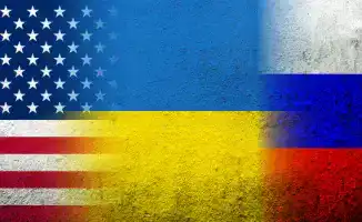 Дипломатический шахматный эндшпиль: Западные игроки требуют от Украины сдать Донбасс