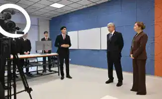 Токаев осмотрел образовательные и производственные объекты Нур-Султана, подчеркивая важность социальных инициатив для развития столицы Казахстана