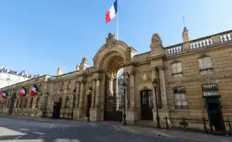 Париж обозначил условия для переговоров Макрона и Путина: возможные последствия для международной дипломатии