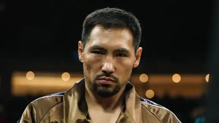 Авторитетный портал Ring Magazine исключил казахстанского чемпиона мира по версии WBO и IBF Жанибека Алимханулы из своего рейтинга лучших боксёров после допинг-скандала. Павлодаре