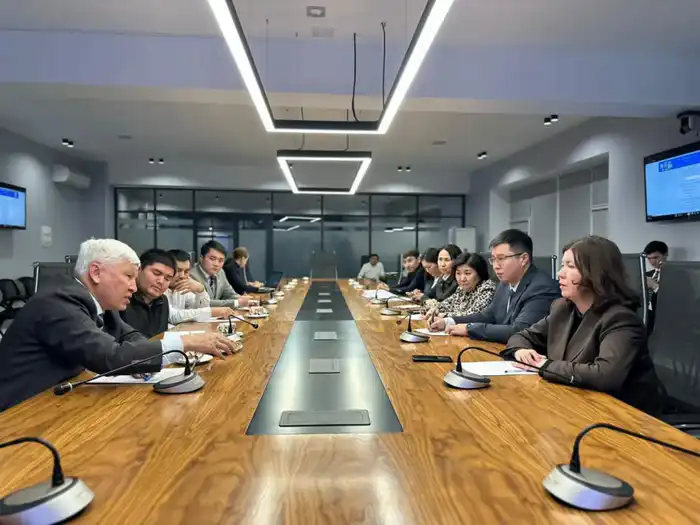 Отбор цифровых платформ для казахстанских школ Павлодаре