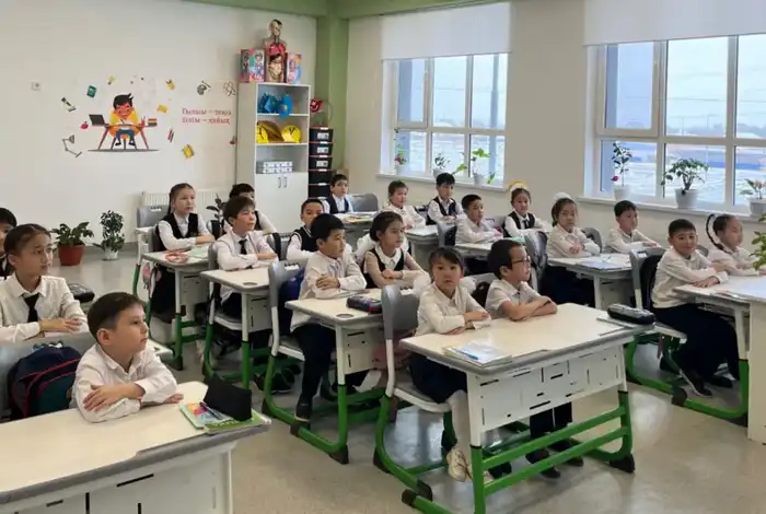 Жас ұрпаққа экологиялық сананы қалыптастыру: Атыраудағы мектептерде бірқатар шаралар өткізіліп жатыр (5)