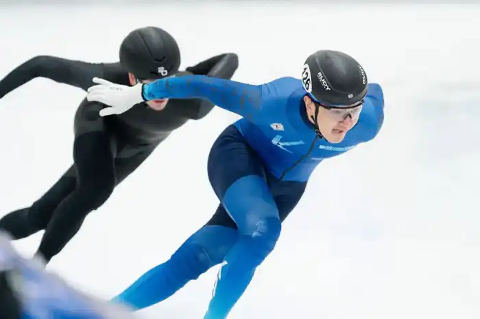 Абзал Ажигалиев: моя цель – завоевать медаль на Олимпиаде Милан-2026 (6)