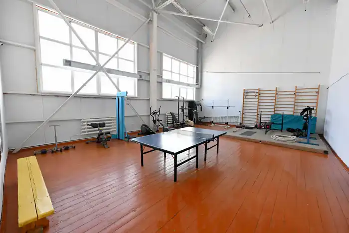 Аким области посетил спортивные объекты в селе Бескарагай (3)