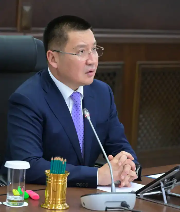 Холод на подходе: аким собрал экстренное совещание! Павлодаре