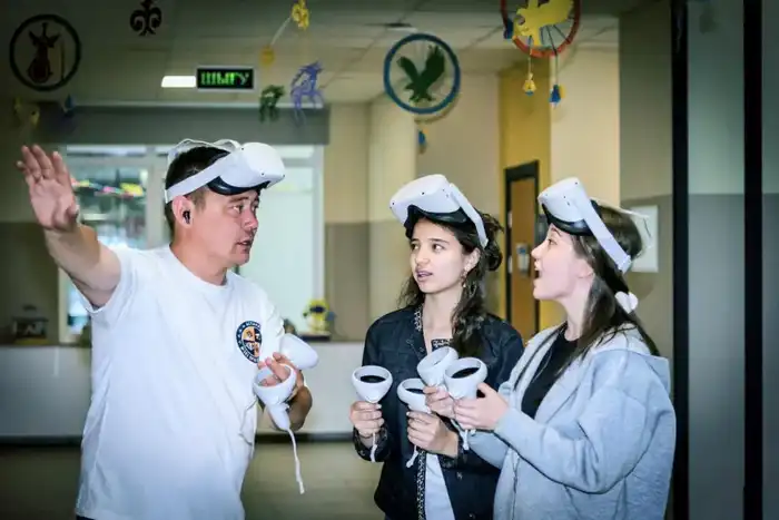 Развитие STEM и робототехники в «Келешек мектептері»: международные достижения учащихся Павлодаре