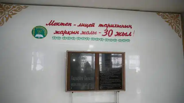 Аким ВКО посетил образовательные учреждения в Тарбагатайском районе (3)