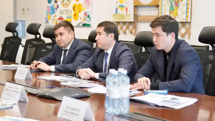 Обсуждены инструменты привлечения инвестиций и поддержка крупных проектов (2)