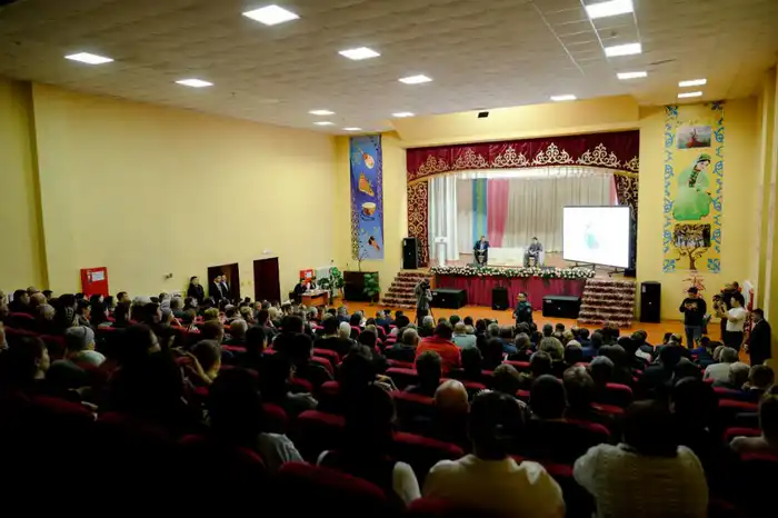 Аким области посетил Чистопольский сельский округ для обсуждения социальных проблем и планов по улучшению инфраструктуры Павлодаре