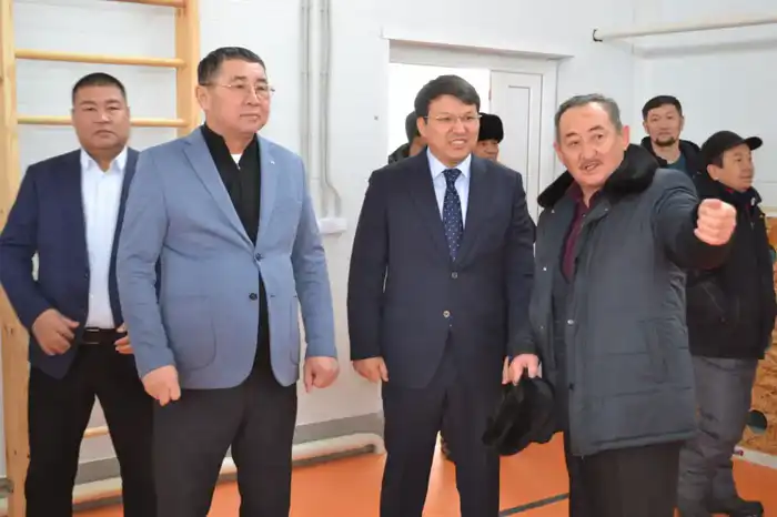 В Шалкарском районе введён в эксплуатацию новый спортивный комплекс: проект, давший импульс развитию села Бозой (3)