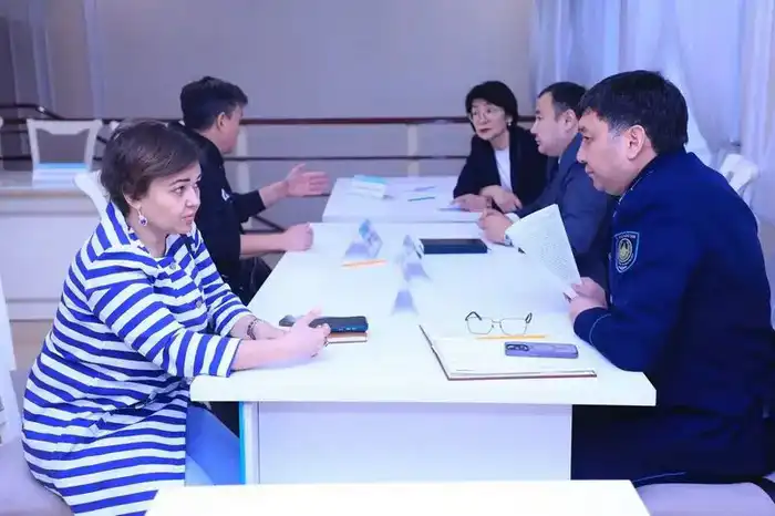 Партия AMANAT запускает проект для решения проблем многоквартирных домов (8)