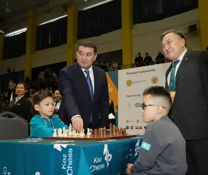 Чемпионат Казахстана по шахматам среди юниоров в Туркестане 1052 участника Павлодаре