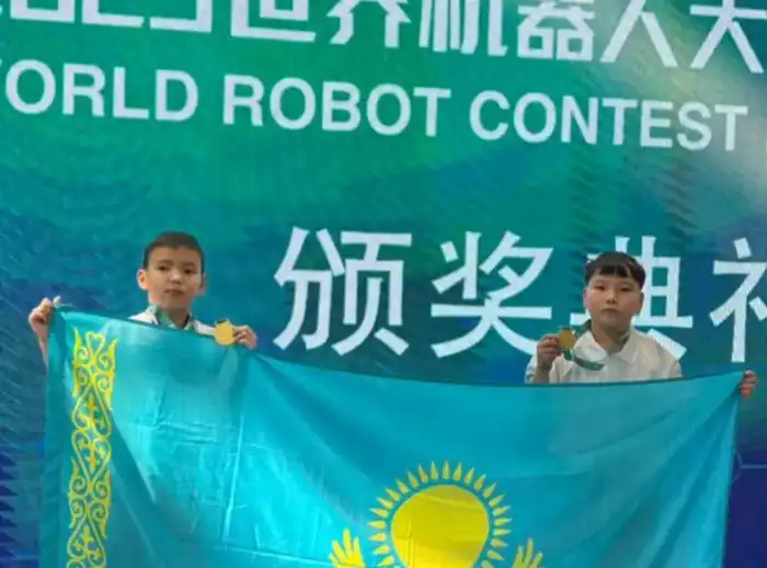 Поддержка родителей и наставников как фактор успеха юных робототехников Костанайской области на международной арене Павлодаре