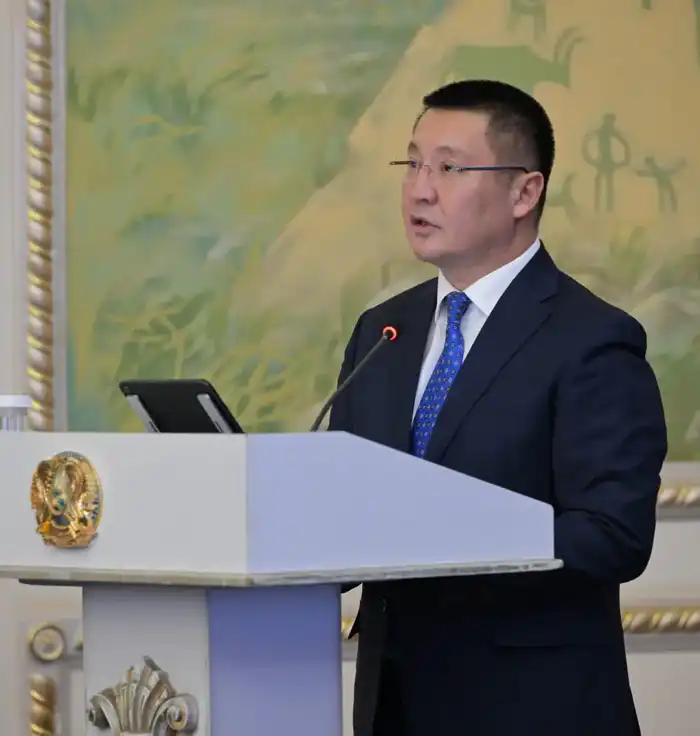 Асаин Байханов представил отчет о социально-экономическом развитии Павлодарской области на заседании общественного совета Павлодаре