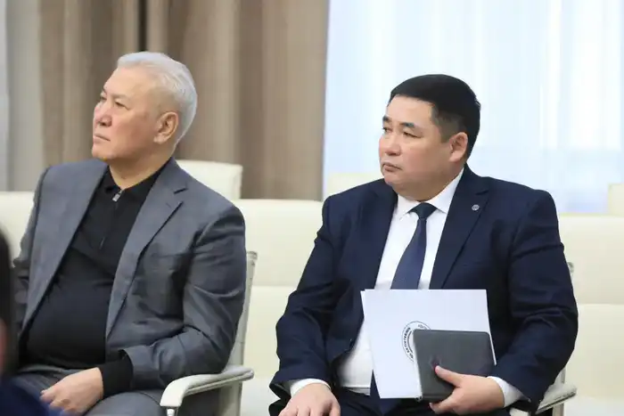 В Актюбинской области усилены меры по зимнему содержанию дорог (5)