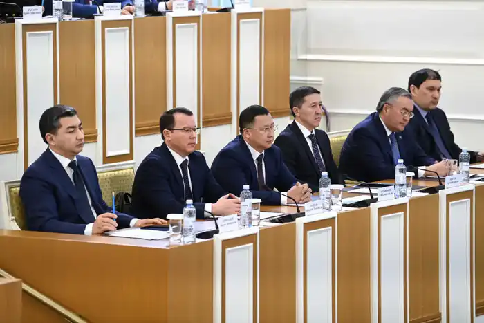 Проект новой Конституции будет опубликован в «Егемен Қазақстан» и «Казахстанская правда», а также на сайте Конституционного Суда – Эльвира Азимова Павлодаре