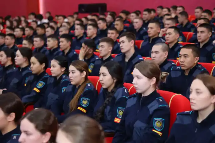 Аким области Кумар Аксакалов подчеркнул важность гражданской позиции на молодёжном форуме «Жас Қолдаушы» в Костанае Павлодаре