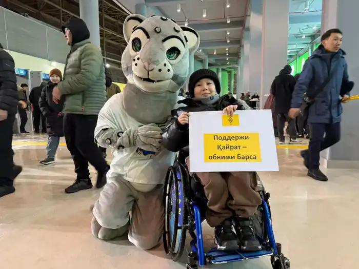 Тазабек удивил болельщиков на матче «Кайрат» - «Брюгге» в Астане (8)