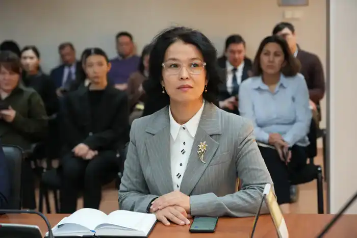 Лекция по финансовой грамотности для госслужащих Казахстана: ключевые аспекты управления личными финансами Павлодаре