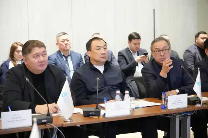 Министр транспорта РК проверил работу аэропорта Астаны (2)